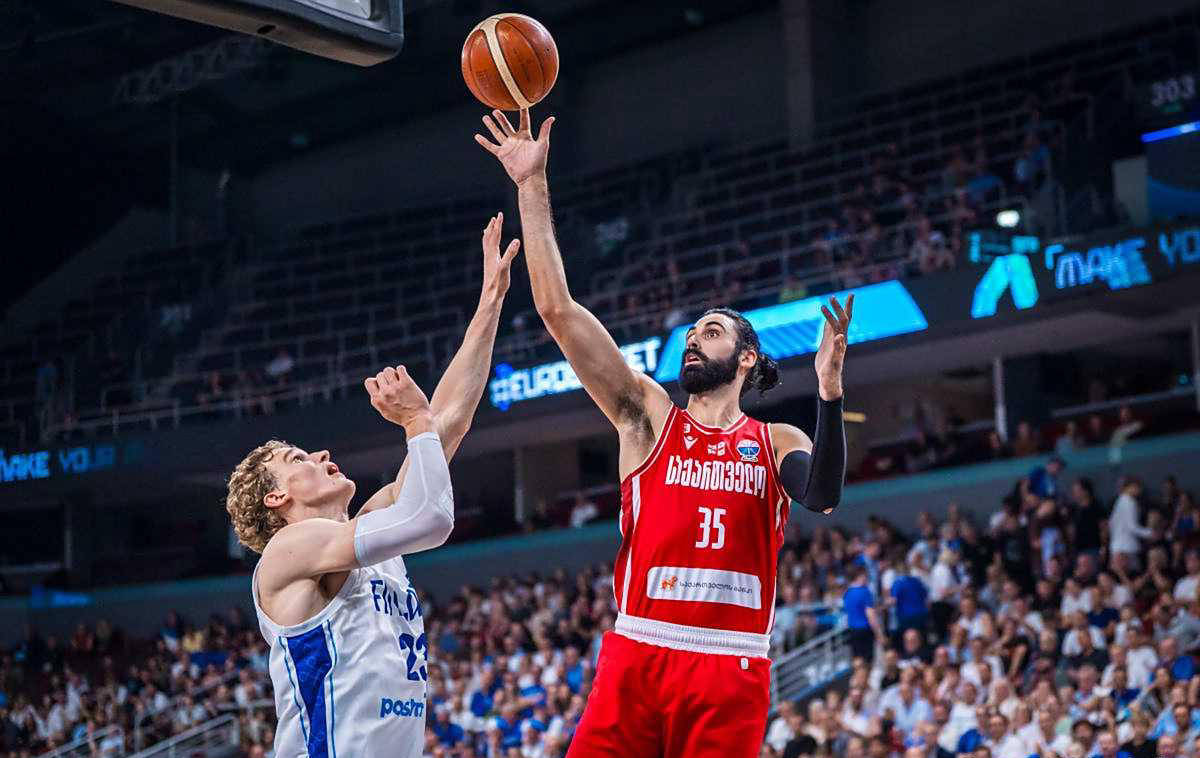 内线球星在男篮欧锦赛表现抢眼，奥兰多魔术是否应加强他的地位？