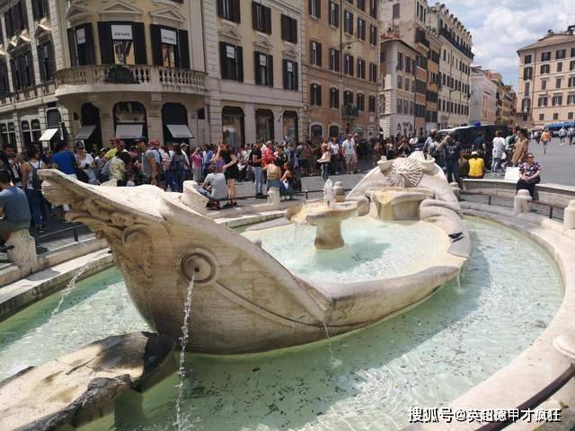 欧联杯罗马二人罚三次点球不进！条条大路通罗马，主场球门该拆了