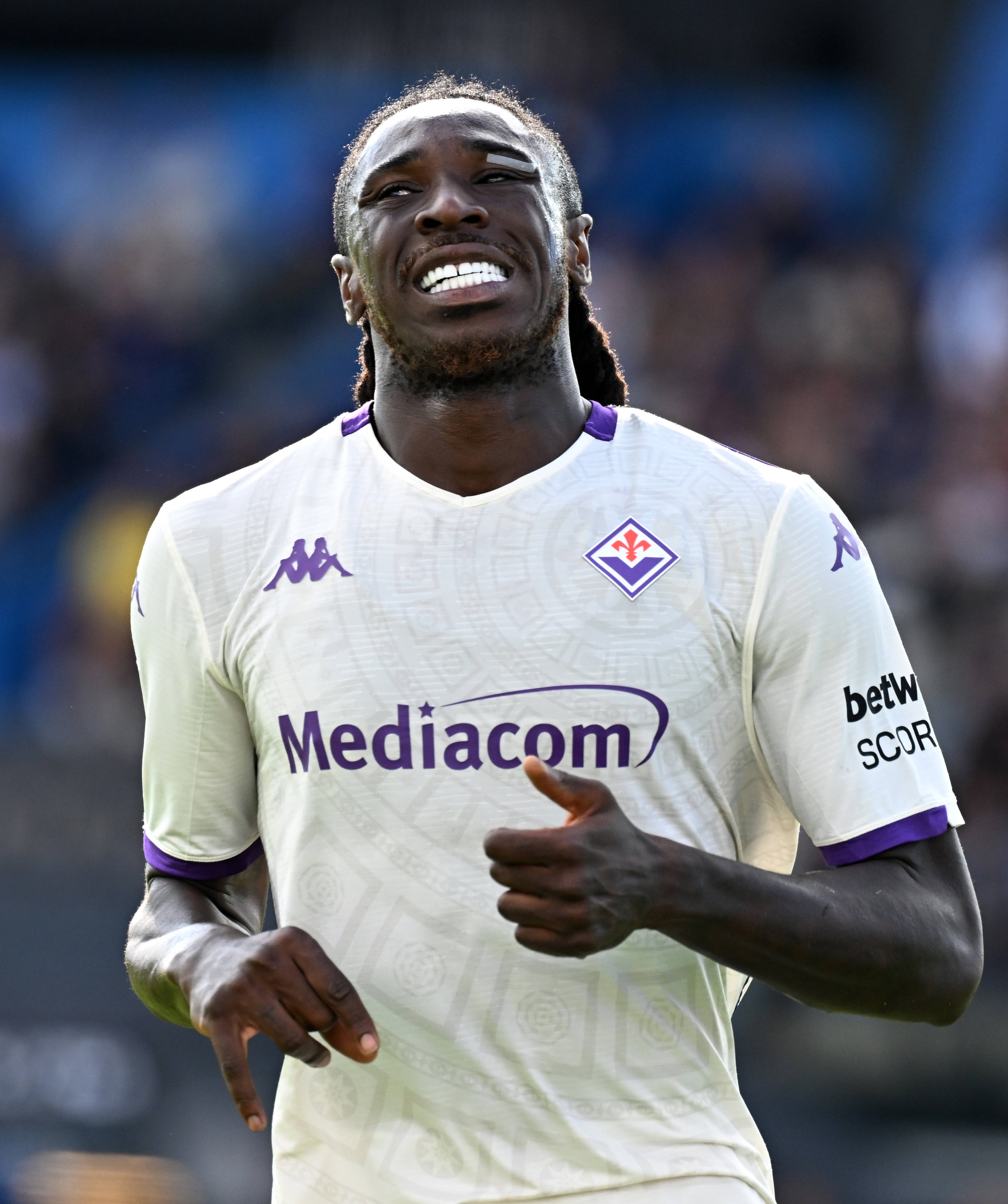 (体育)足球——意甲:比萨平佛罗伦萨