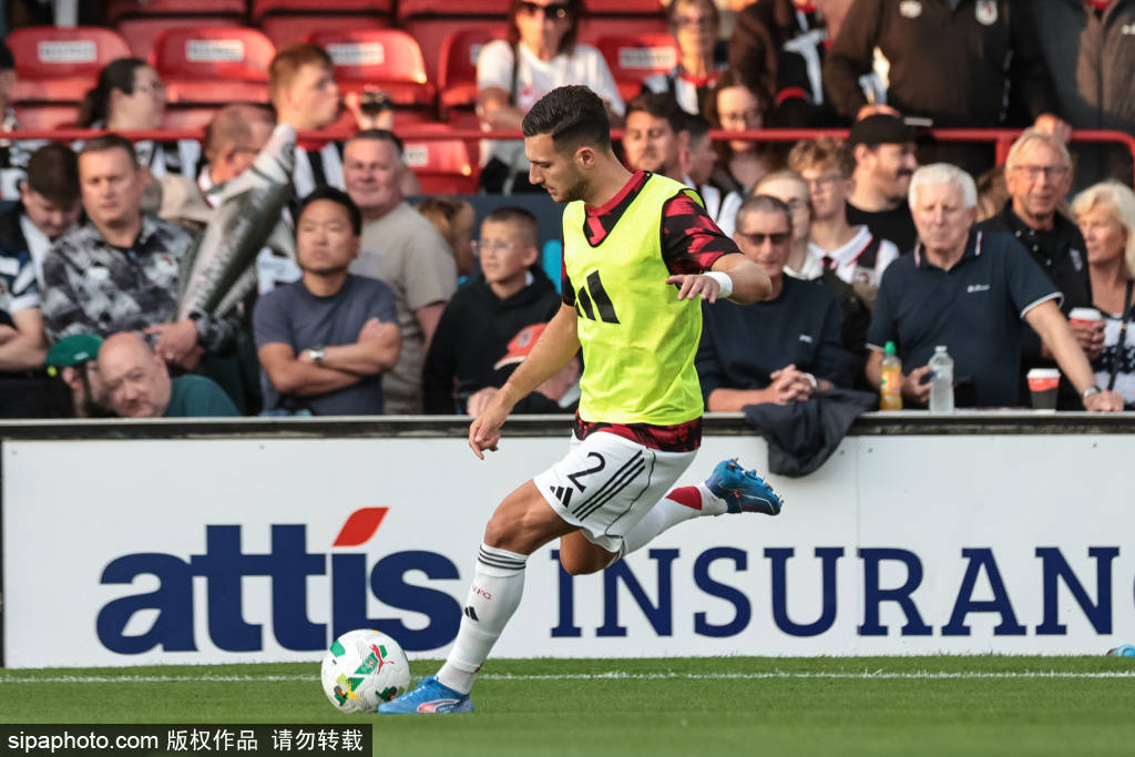 虎扑BBS-曼联慘(cǎn)遭低级别球隊(duì)淘(táo)汰，拜耳勒沃库森火上浇油