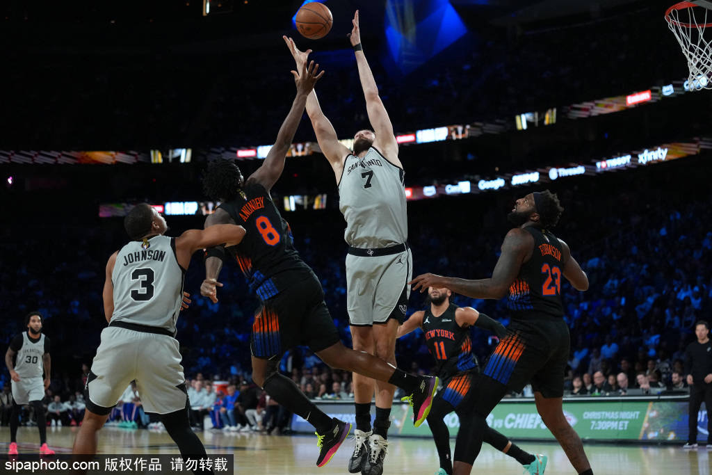 纽约尼克斯主场七连胜，迎战费城76人