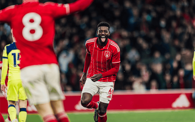 英超：西汉姆联vs诺丁汉森林，谁能扭转目前的颓势？