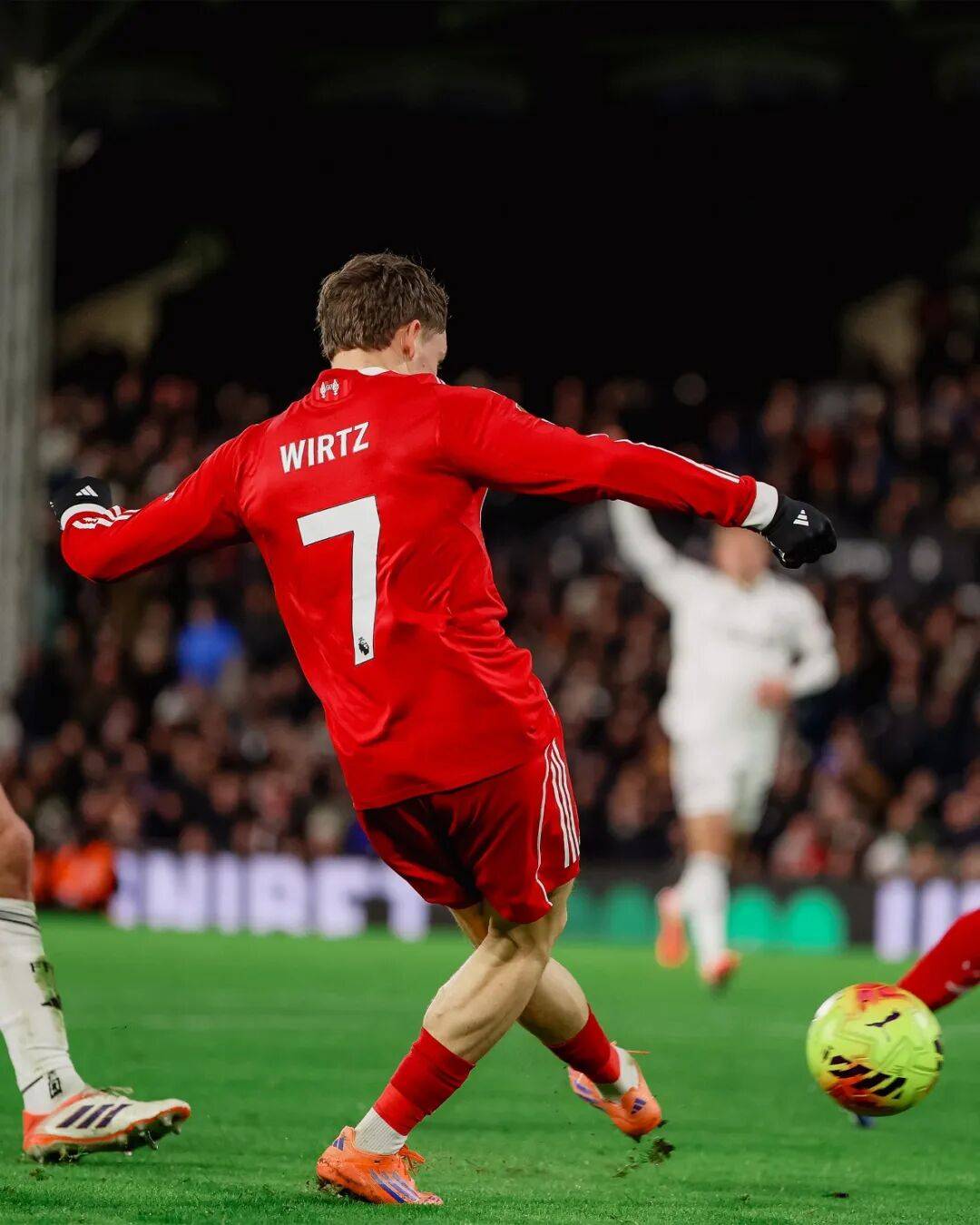 维尔茨加克波破门，我军战平富勒姆