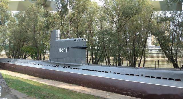 M-261型潜艇，A615项目（苏联）纪念碑，位于俄罗斯克拉斯诺达尔