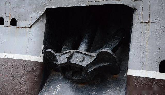 M-261型潜艇，A615项目（苏联）纪念碑，位于俄罗斯克拉斯诺达尔