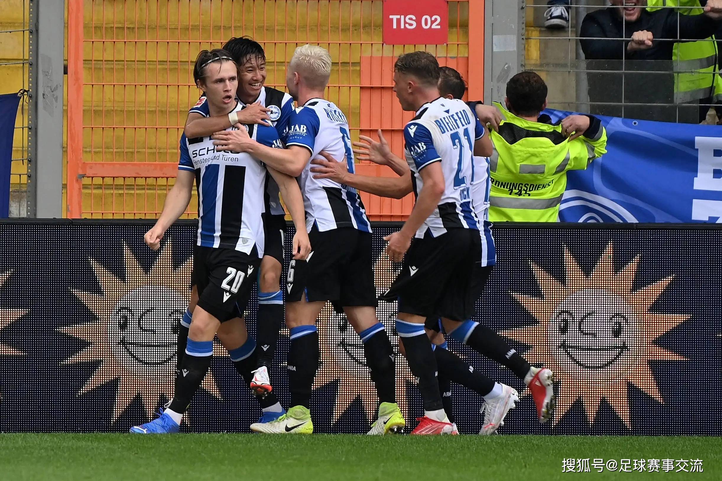 今日足球：斯图加特vs法兰克福 美因茨vs海登海姆