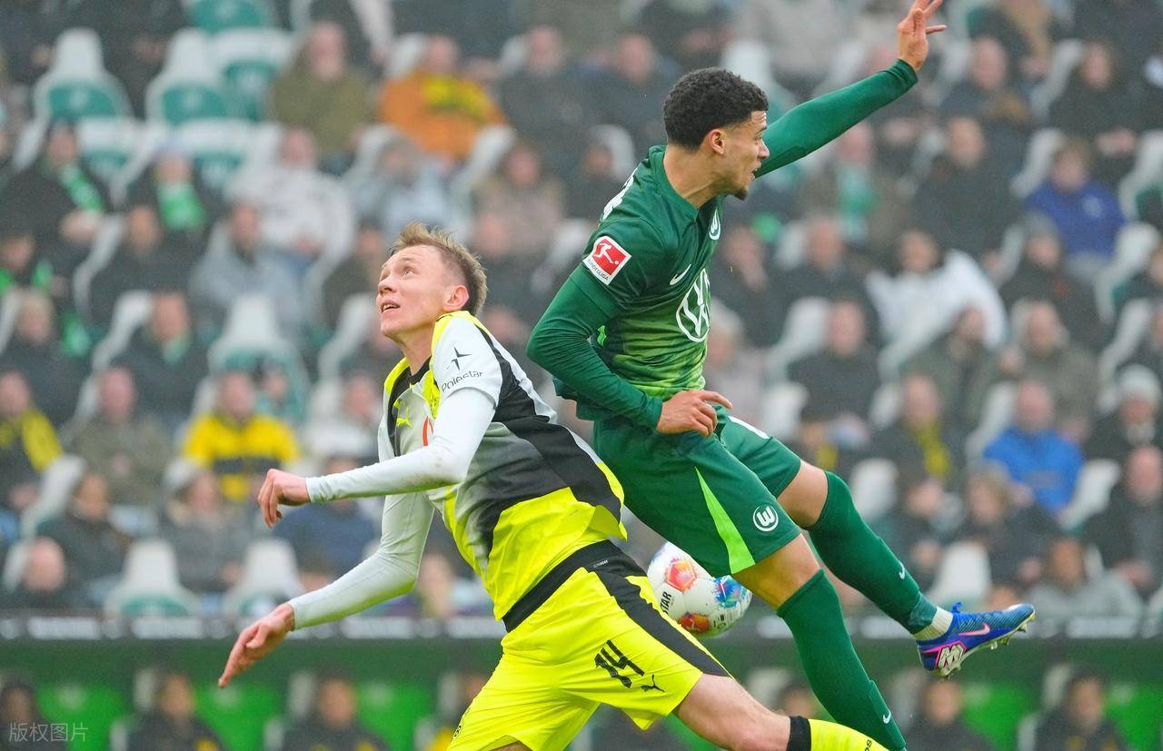 虎扑平台-隨(suí)着沃尔夫斯堡1-2，拜仁領(lǐng)先优势缩小至3分(fēn)，德甲争冠白热化了